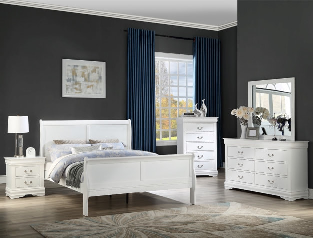 matching white bedroom furniture
